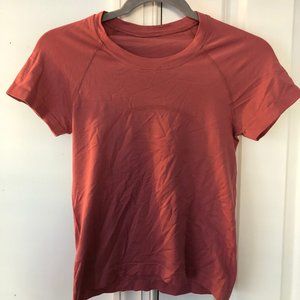 Lululemon Swiftly Tech Race length top